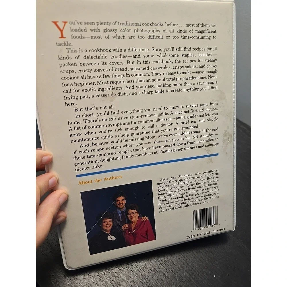 VTG '89 Where's Mom Now That I Need Her Young adult guide survive away from home